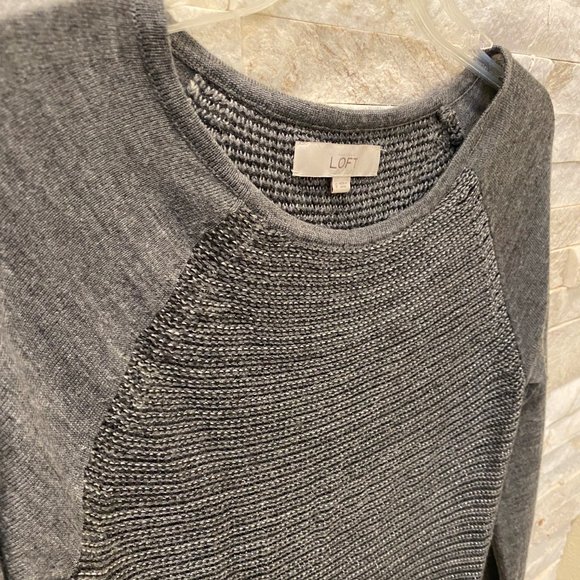 LOFT SWEATER TOP - Size: S - Picture 3 of 4